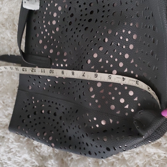 Large tote - Picture 5 of 9